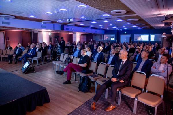 Galerii: Advokaadibüroo TARK ja Postimehe aasta majanduskonverents „Mis on Eesti majanduse tuum?“ 09.04.2025