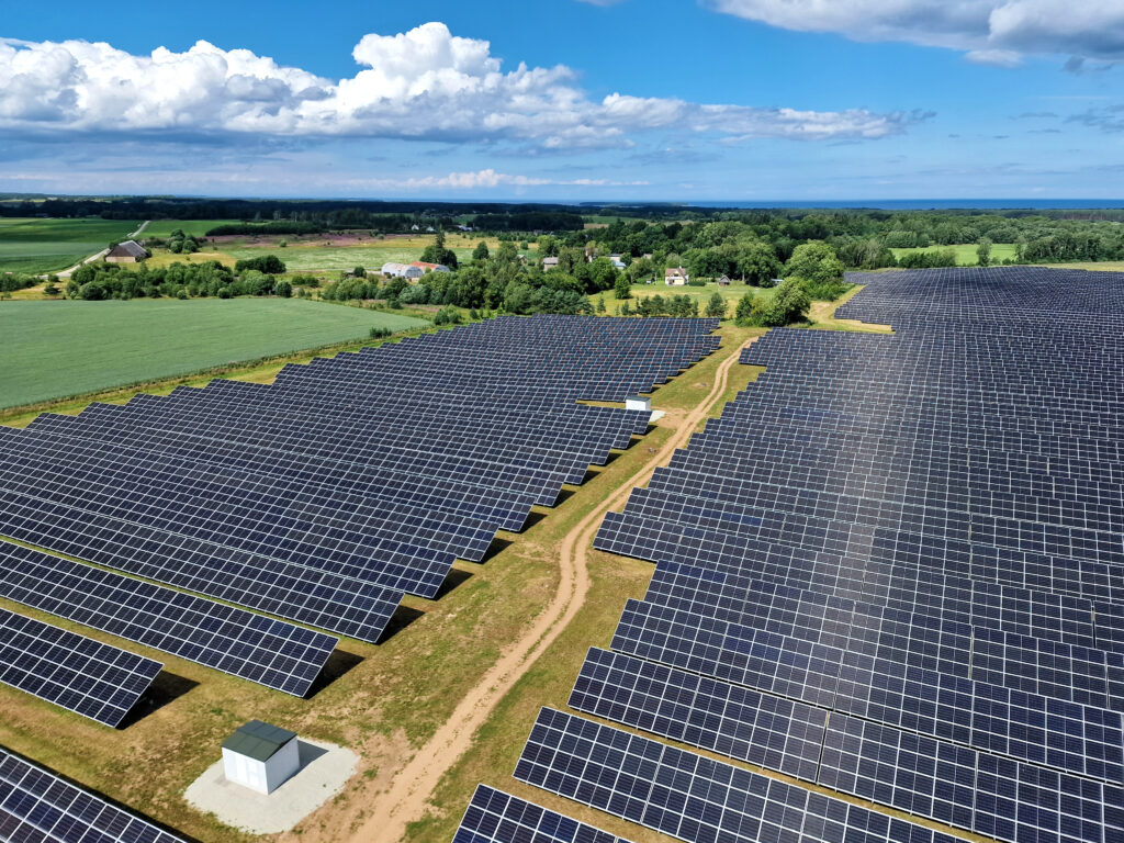 Advokaadibüroo TARK nõustas Justkulli Solarpark Kuusalu OÜ osaluse müügil Elektrum...
The post TARK nõustas klienti Solarpark Kuusalu müügil appeared first on T